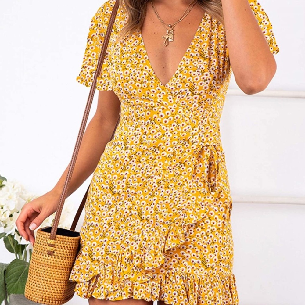 NWOT Yellow Floral Dress